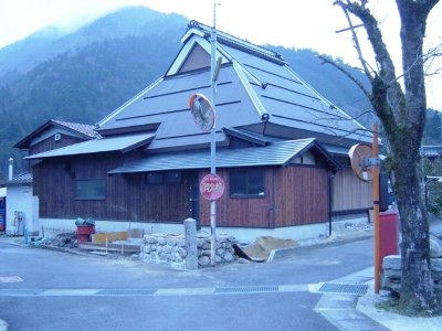 東近江市杠葉尾町